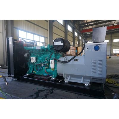 400kw濰柴藍擎柴油發電機組-濰柴藍擎6缸柴油機WP13D440E310 、柴油發電機組缸徑/行程：127/165mm,水冷發動機功率440KW,柴油發電機組配套馬拉松斯坦福發電機。廠價直銷歡迎選購：13773399855。