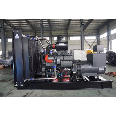 600kw卡得城仕柴油發(fā)電機(jī)組-卡得城仕12缸柴油機(jī)KD26H660柴油發(fā)電機(jī)組,缸徑/行程：135/155mm,柴油發(fā)電機(jī)組水冷發(fā)動(dòng)機(jī)功率660KW,柴油發(fā)電機(jī)組配套馬拉松斯坦福發(fā)電機(jī)。廠價(jià)直銷歡迎選購：13773399855。