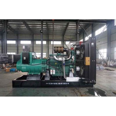 1300kw南通股份柴油發電機組-南通股份12缸柴油機NCG12V2056柴油發電機組,缸徑/行程：165/190mm,柴油發電機組水冷發動機功率1512KW,柴油發電機組配套馬拉松斯坦福發電機。廠價直銷歡迎選購：13773399855。