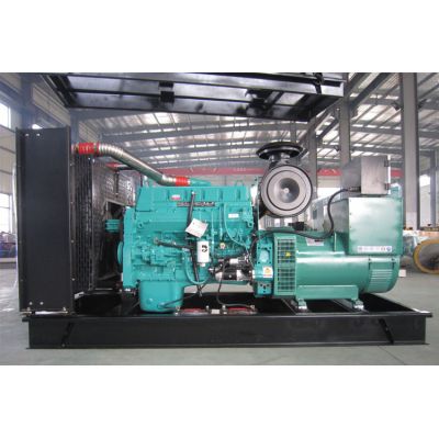 200kw重慶康明斯柴油發電機組-重慶康明斯6缸柴油機MTA11-G2柴油發電機組,缸徑/行程：125/147mm,柴油發電機組水冷發動機功率246KW,柴油發電機組配套馬拉松斯坦福發電機。廠價直銷歡迎選購：13773399855。