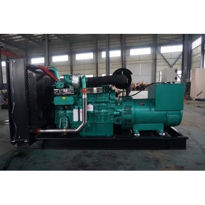 400KW玉柴柴油發電機組-玉柴6缸柴油機YC6T660-D31柴油發電機組缸徑/行程：145/165mm,柴油發電機組水冷發動機功率485KW,柴油發電機組配套馬拉松斯坦福發電機。廠價直銷歡迎選購：13773399855。